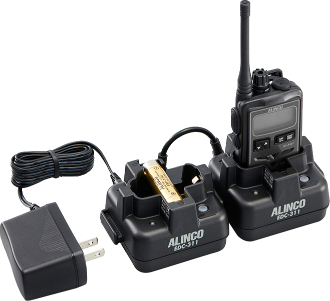 EDC-311AにEDC-311Rを3台まで連結して4台同時に充電